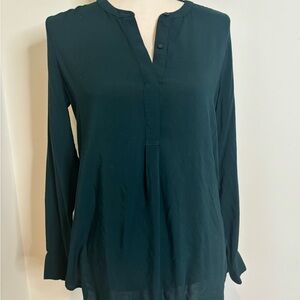 Old Navy forest green blouse